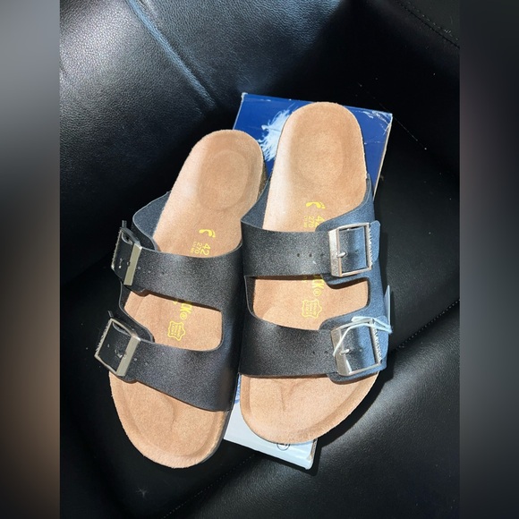 Birkenstock Arizona Size 42 - Picture 2 of 11